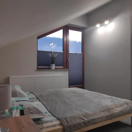 Domek alpejski Nad żylicą